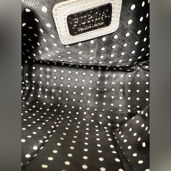 Furla two way shoulder bag - Picture 7 of 8